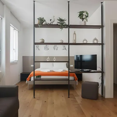 Designer Loft In Treviso, Venice *